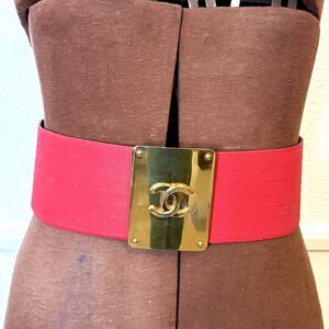 VTG Chanel Red Fabric Belt with Gold CC Logo Buckle Plate Size 70/28 Authentic